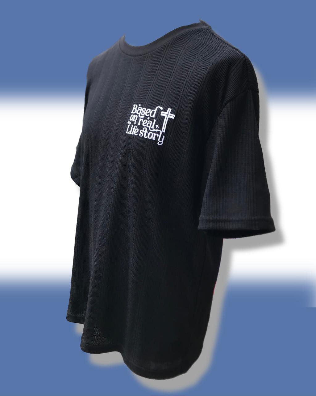 “Based on a real Life story” – Geborduurd Statement Shirt