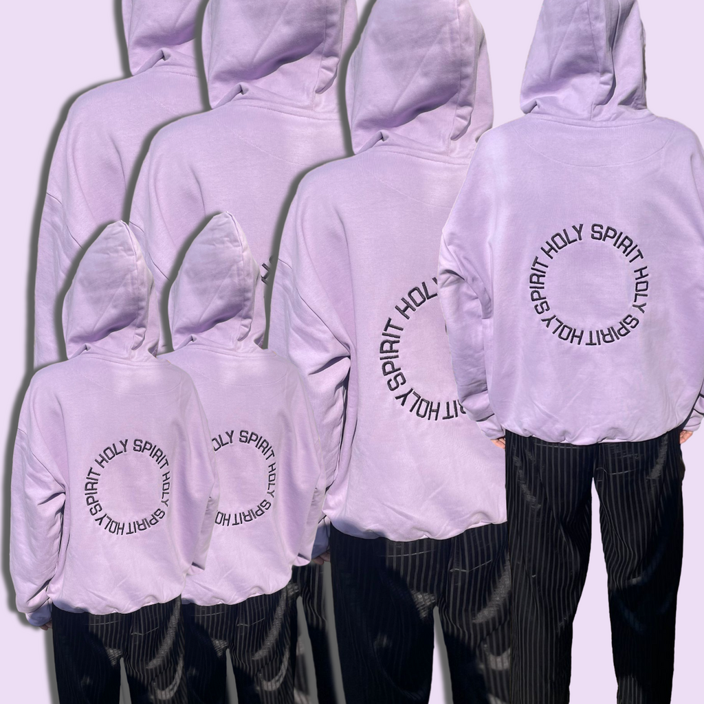 🌸 Holy Spirit – Geborduurd Design op Lavendelkleurige Stof unisex oversized